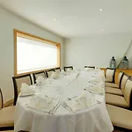 Hotel Tryp By Wyndham Porto Expo