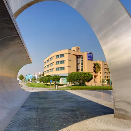 Tryp By Wyndham Porto Expo 4*