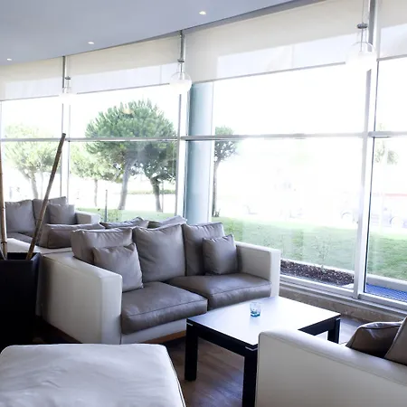 Tryp By Wyndham Porto Expo 호텔