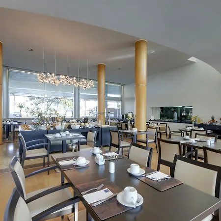 ホテル Tryp By Wyndham Porto Expo レサ・ダ・パルメイラ