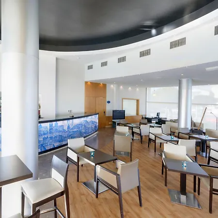 ホテル Tryp By Wyndham Porto Expo 4*