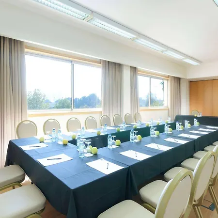 Tryp By Wyndham Porto Expo ホテル