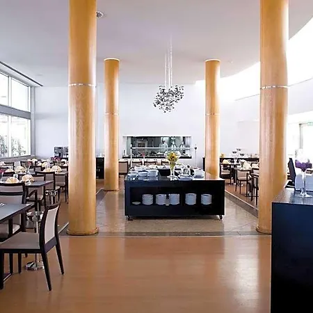 Tryp By Wyndham Porto Expo Szálloda Leça da Palmeira