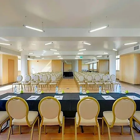 Szálloda Tryp By Wyndham Porto Expo 4*