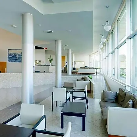 Szálloda Tryp By Wyndham Porto Expo Leça da Palmeira