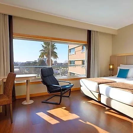 Tryp By Wyndham Porto Expo Szálloda