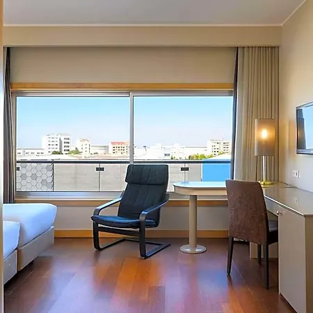 Tryp By Wyndham Porto Expo 4* Leça da Palmeira