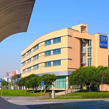 Tryp By Wyndham Porto Expo Leça da Palmeira