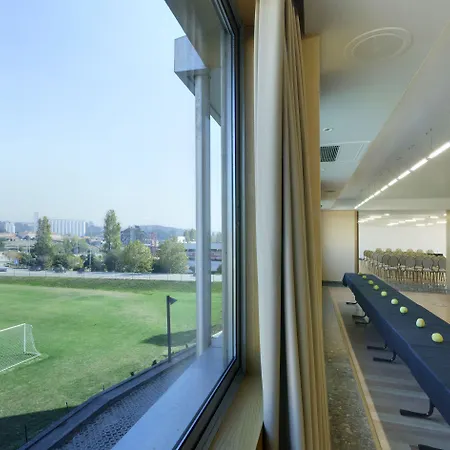 호텔 Tryp By Wyndham Porto Expo 4*