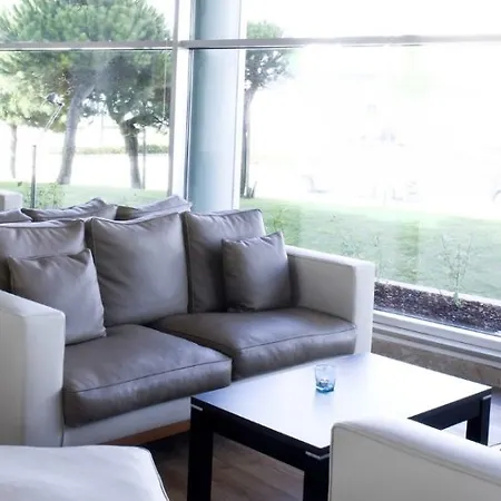 Tryp By Wyndham Porto Expo ホテル