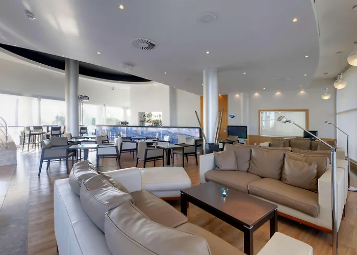 Tryp By Wyndham Porto Expo Leça da Palmeira