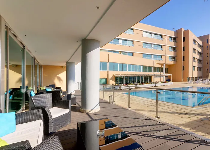 Hotel Tryp By Wyndham Porto Expo 4*