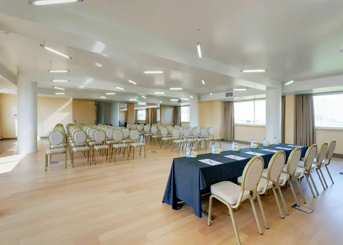 Tryp By Wyndham Porto Expo 4*