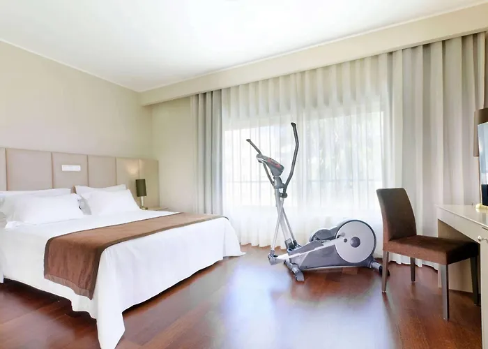 Hotel Tryp By Wyndham Porto Expo 4*