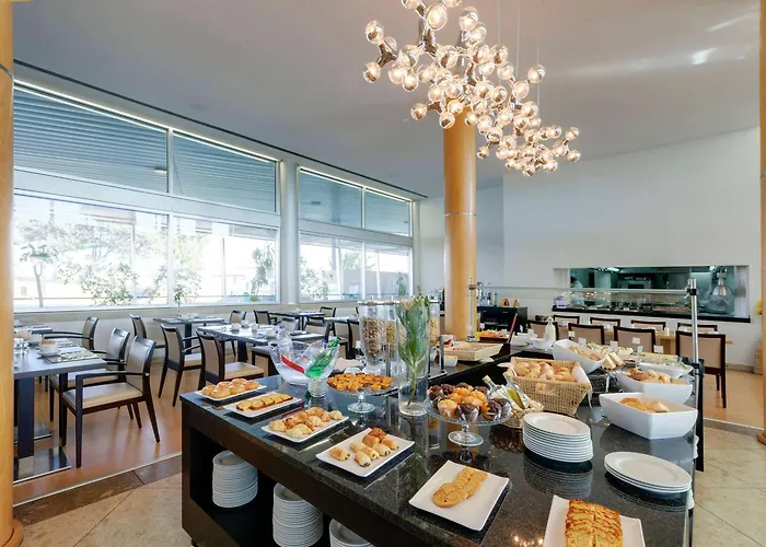 Hotel Tryp By Wyndham Porto Expo Leça da Palmeira