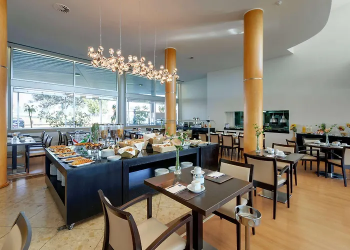 Hotel Tryp By Wyndham Porto Expo Leça da Palmeira