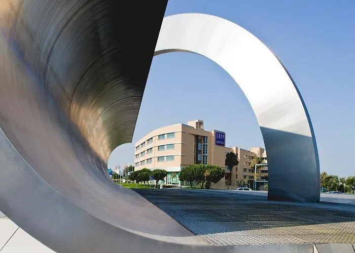 Hotel Tryp By Wyndham Porto Expo