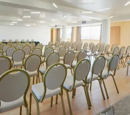 Tryp By Wyndham Porto Expo 4*