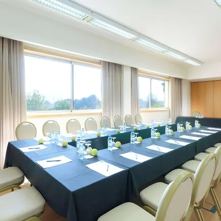 Hotel Tryp By Wyndham Porto Expo